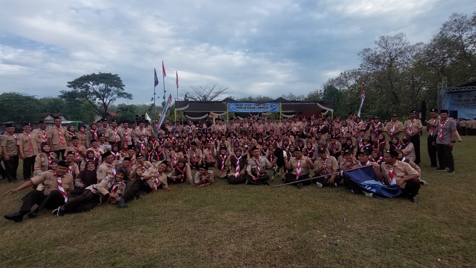 POTENSI DESA: Kegiatan Perkemahan di Taman Wisata dan Perkemahan (TWP) Bumi Moronyamplung.