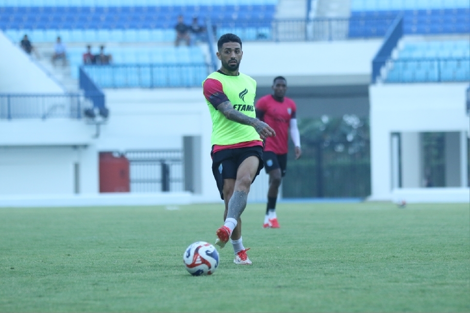 Persela Lamongan bersiap menghadapi tour Kalimantan dalam lanjutan Liga Championship musim 2025/2026