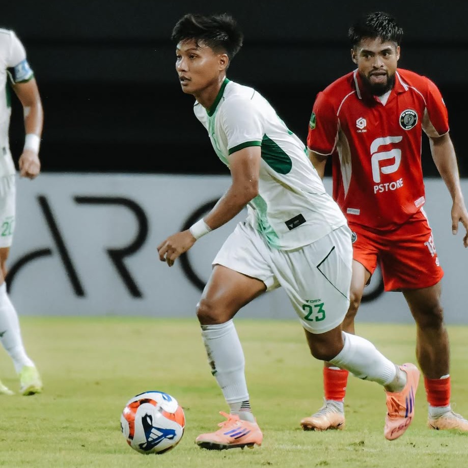 Pertandingan antara Bekasi City FC vs PSMS Medan di Stadion Candrabhaga, Minggu (9/11).
