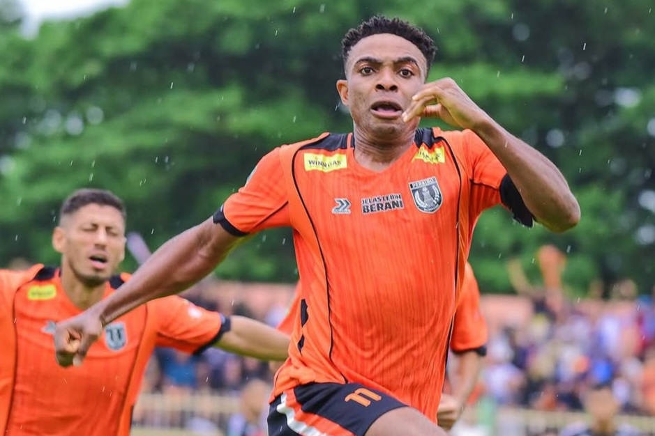 Osas Saha dikabarkan hengkang dari tim Persibo yang akan berlaga di Liga Nusantara musim ini.