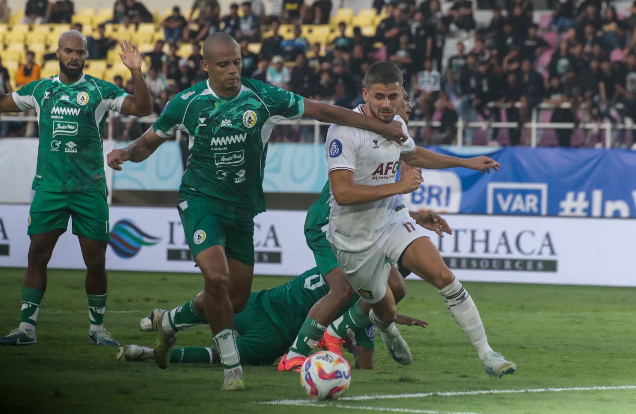 Bek asing PSS Sleman Cleberson Souza dan beberapa pemain PSS Sleman dibekap cidera.