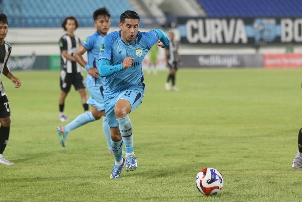 Esteban Viscarra susul Wawan Pebrianto dan Ocvian Chanigio pamit dari Persela Lamongan.