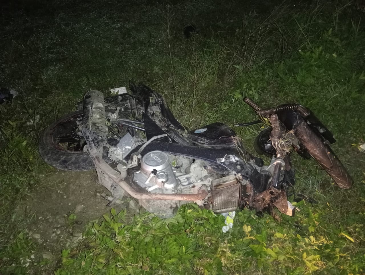 Motor yang digunakan korban laka tunggal di Sukodadi, Kamis (18/12) dini hari, mengalami kerusakan parah.