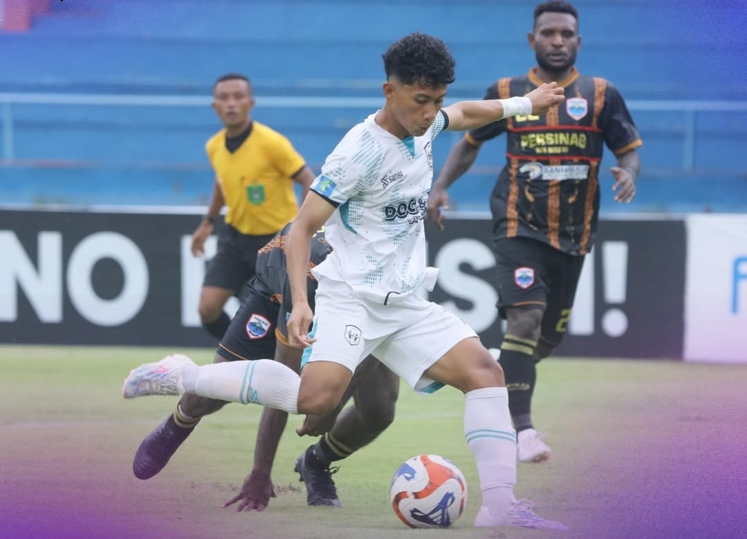 KEKALAHAN PERDANA : Persinab Sang Maestro berhasil mengalahkan Rans Nusantara FC dengan skor 3-1.