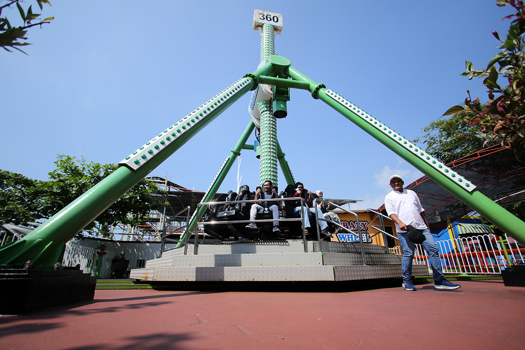 BAKAL ADA YANG BARU: Salah satu wahana yang ada di Wisata Bahari Lamongan. (ANJAR DWI PRADIPTA/RDR.LMG)