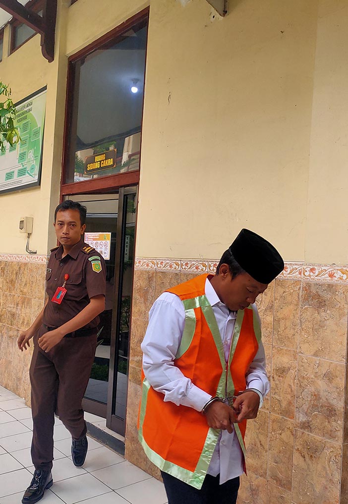 MINTA KERINGANAN HUKUMAN: Angga Prasetyo minta keringan hukuman dalam kasus dugaan peredaran sabu &ndash; sabu. (IST/RDR.LMG)