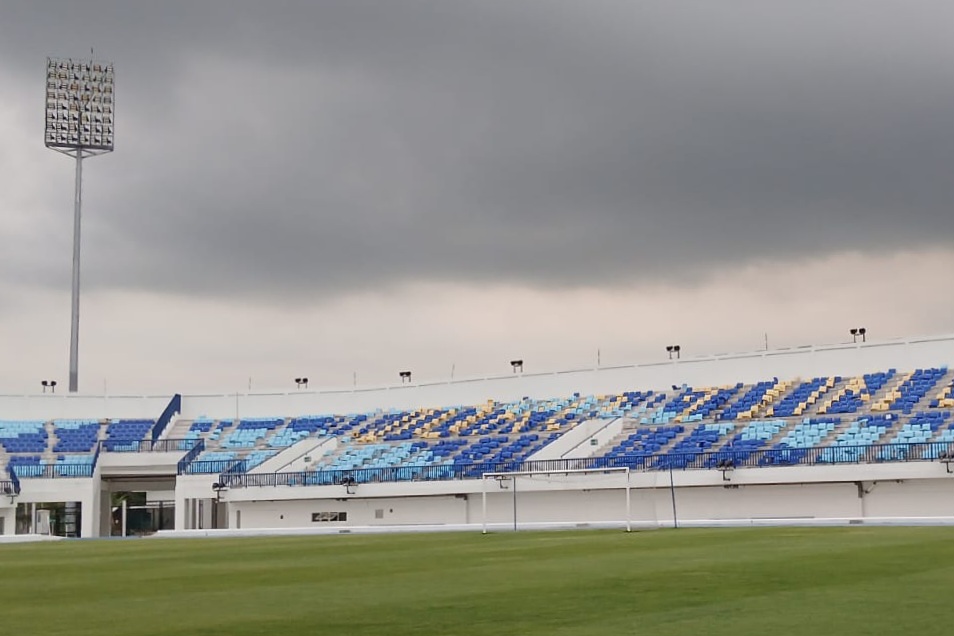 Disbudporapar Lamongan sudah mengirim surat ke BPPW I Jatim terkait kerusakan 41 item di Stadion Surajaya yang masih menjadi kewenangan pelaksana yakni PT WIKA.&nbsp;