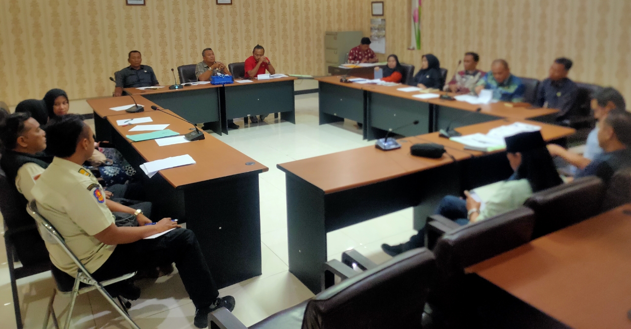 Komisi C bersama sejumlah OPD saat audiensi dengan developer perumahan Tikung Kota Baru (TKB).  