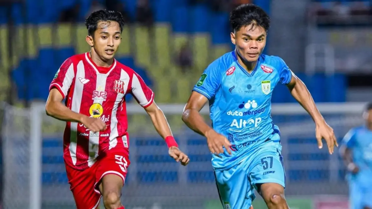 Rafiud Drajat berjibaku membantu Persela meraih kemenangan atas tuan rumah Deltras. (DOK. PERSELA/RADAR LAMONGAN)