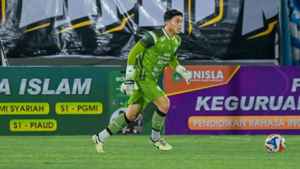 Rafli Mahreza, salah satu pemain yang dipertahankan Persela saat ini masih berlatih secara mandiri di kampung halamannya. (DOK. PERSELA FC/RADAR LAMONGAN)