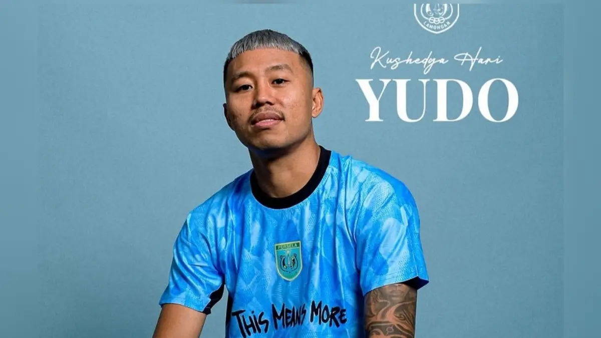 REKRUTAN BARU: Kushedya Hari Yudo saat diperkenalkan sebagai pemain baru Persela di musim ini melalui akun media sosialnya. (IG @perselafc/RDR.LMG) 
