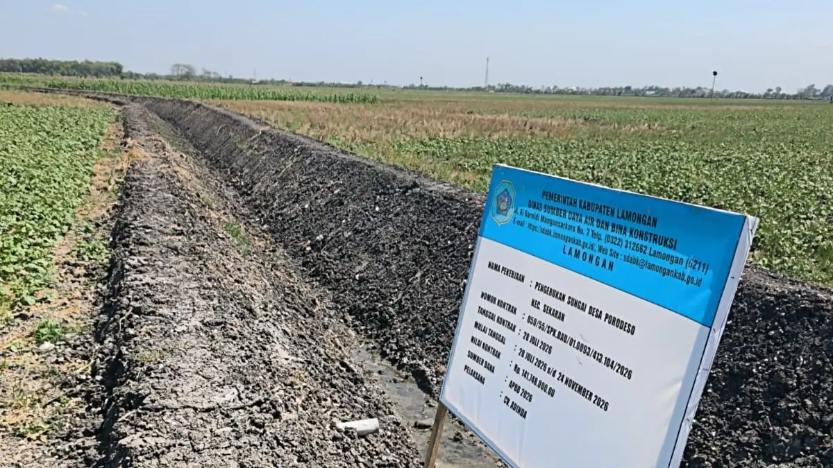 PENGAIRAN LANCAR: Mitigasi risiko kekeringan pada musim tanam kedua tahun 2026 mampu menyelamatkan lahan pertanian seluas lebih dari 3.900 hektare dari ancaman kemarau panjang. (Istimewa/Radar Lamongan) 