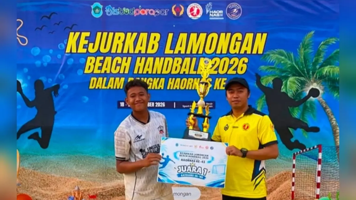 MANTAP: Tim MIUS Juara 1 Beach Handball Kejurkab Lamongan 2026.