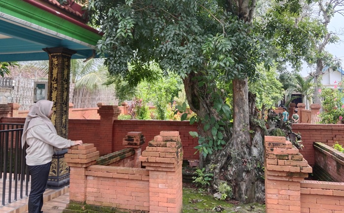 SAKRAL: Sendang Sukowangi di Dusun Ngaglik, Desa Sidorejo, Kecamatan Jetis, Kabupaten Mojokerto merupakan pepunden yang dijaga hingga masyarakat hingga kini. (foto: Bryan Noer for Radar Mojokerto).