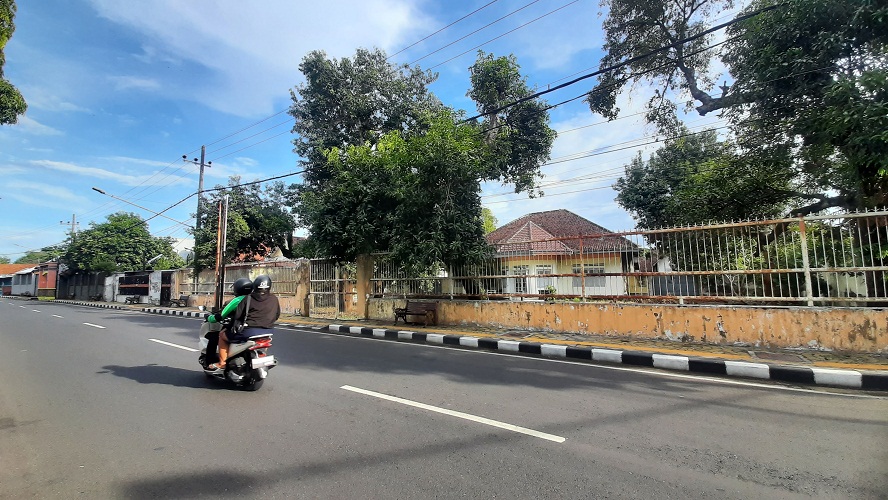 BERCORAK EROPA: Salah satu bangunan yang berada di area permukiman Belanda di Kota Mojokerto saat masa penjajahan kolonial. (foto: Rizal Amrulloh/JPRM)