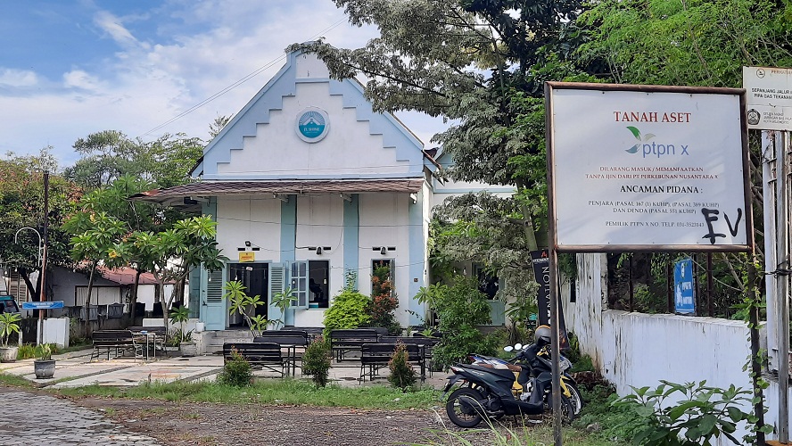 ELITE: Bangunan bergaya Eropa di Jalan Hayam Wuruk, Kota Mojokerto yang dulu merupakan bangunan milik Pabrik Gula Sentanen Lor. (foto: Rizal Amrulloh/JPRM)