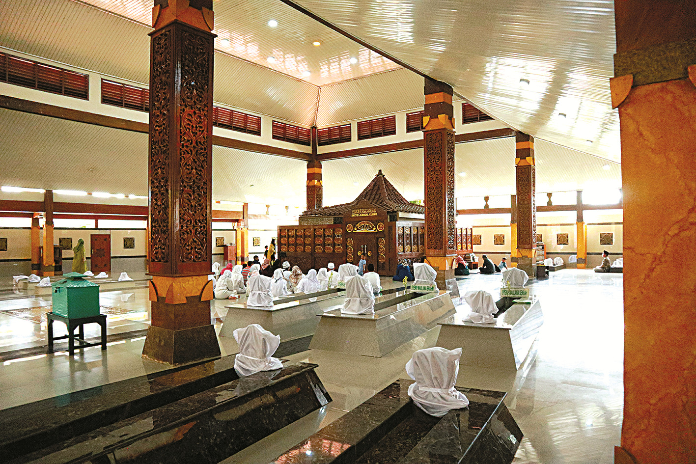 TEMPAT ZIARAH: Situs Makam Troloyo di Desa Sentojorejo, Kecamatan Trowulan, yang diyakini sebagai pemakaman muslim era Majapahit. (foto: Dok. JPRM)
