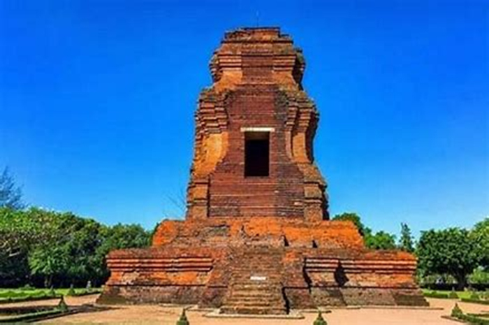 Berasal dari Kata Wanaru atau Waharu, Ternyata Ini Sejarah Didirikannya Candi Brahu