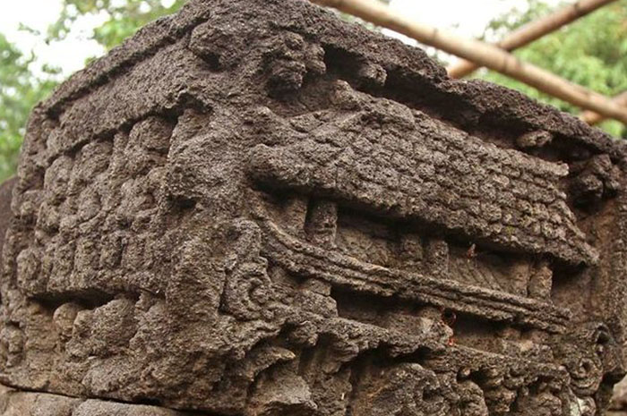 Majapahit juga memiliki arsitektur yang memiliki ciri khas kuat, sangat berbeda dengan era Borobudur yang menggunakan batu andesit. Sumber foto: Google