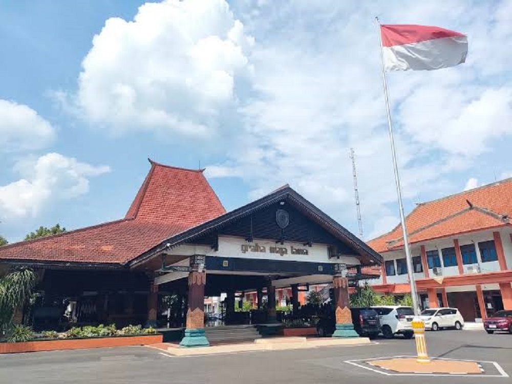 ARSITEKTUR KUNO: Bangunan joglo Pendapa Graha Majatama, Pemkab Mojokerto, di Jalan Ahmad Yani, Kota Mojokerto. (dok. JPRM)