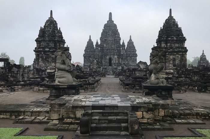 Kerajaan Majapahit yang berdiri pada akhir abad ke 13 dan mencapai puncak kejayaannya pada masa pemerintahan Hayam Wuruk (1350-1389). Merupakan salah satu kerajaan. sumber foto: pinterets