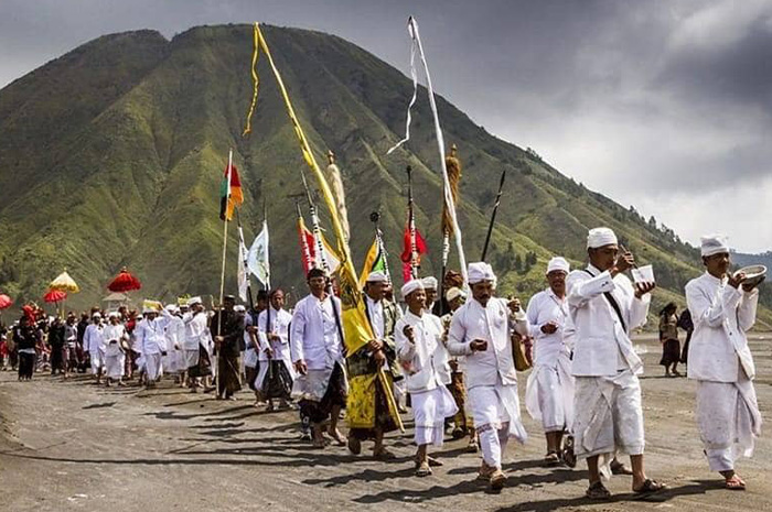 Kerajaan Majapahit mungkin telah runtuh lebih dari lima abad silam, tetapi jejaknya belum benar-benar hilang dari kehidupan masyarakat. Sumber Foto: Google