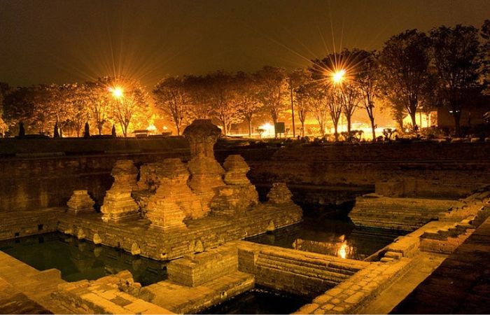 Candi Tikus, Trowulan, Mojokerto. (Sumber Foto: Pinterest)