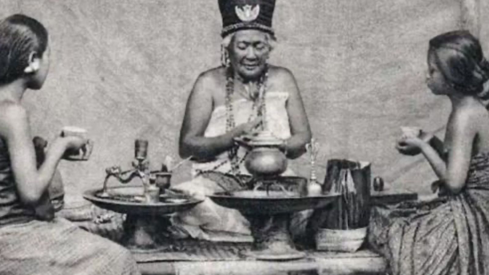 Penduduk Majapahit sering memanfaatkan berbagai tumbuhan herbal sebagai bahan untuk meracik jamu dan ramuan obat