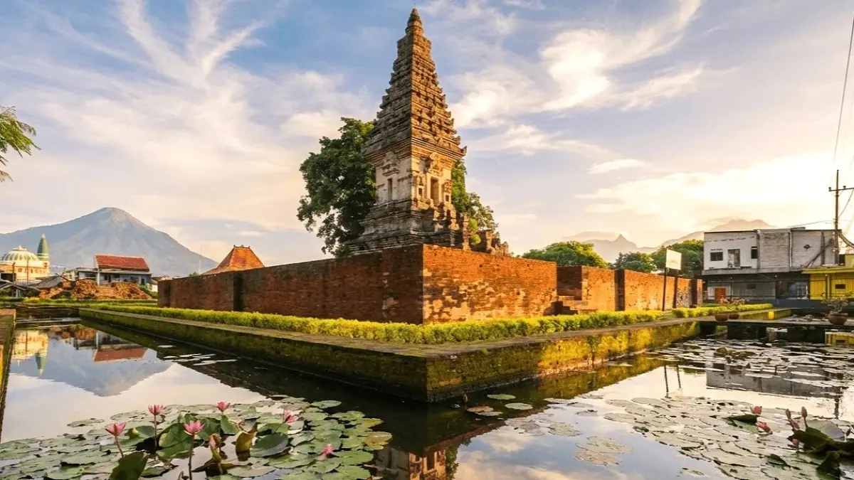 WARISAN SEJARAH: Bangunan Candi Jawi yang dibangun di masa Kerajaan Singhasari di kaki Gunung Welirang, Pasuruan, Jawa Timur. (Foto: Balai Pelestarian Kebudayaan Jawa Timur/Adhi Hendrana Jayawardhana)