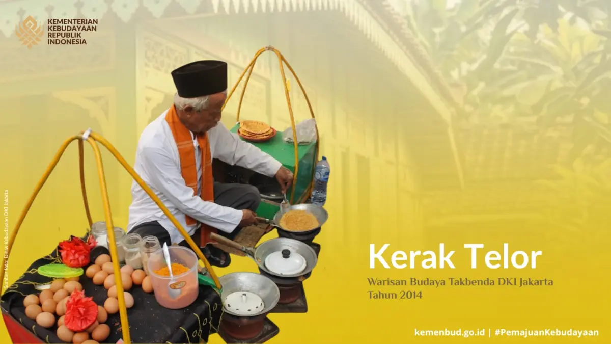 WARISAN BETAWI: Pedagang kerak telor, kuliner khas Betawi yang telah ditetapkan sebagai Warisan Budaya Takbenda DKI Jakarta Tahun 2014. (Foto: Kemenbud RI)