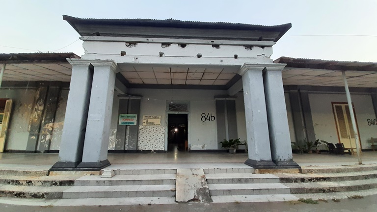 TAMPAK DEPAN: Bangunan peninggalan era Kolonial Belanda di Jalan Hayam Wuruk Kota Mojokerto.