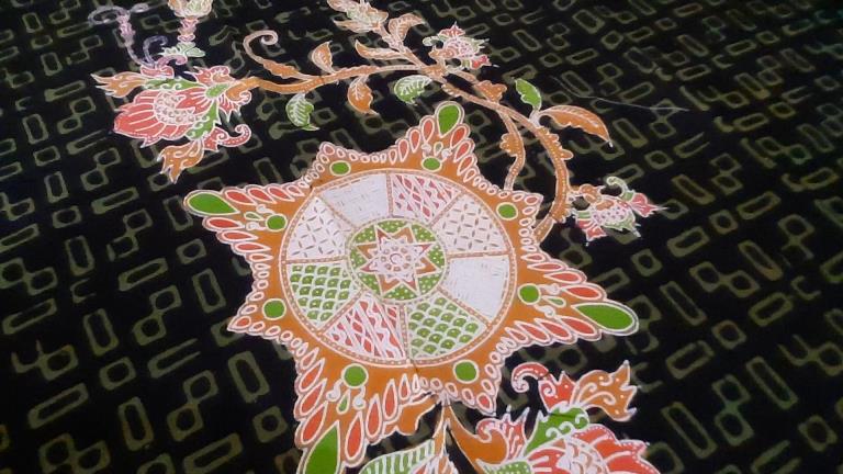 ASLI MOJOKERTO: Batik motif Surya Majapahit diminati pasar dalam dan luar negeri.