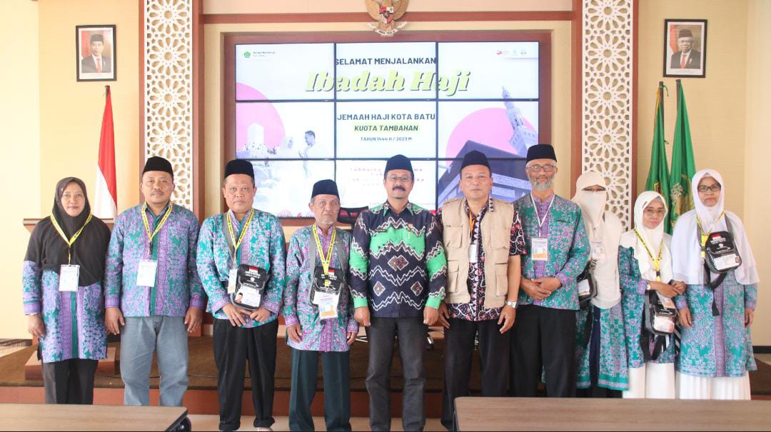 SIAP BERANGKAT: Jamaah haji cadangan dari Kota Batu yang berhasil berangkat tahun 2023 lalu. 2023ukstrasi jamaah  Sejuml