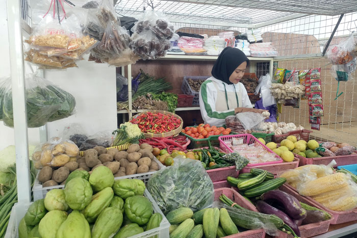 Pedagang sayur di Pasar Induk Kota Batu