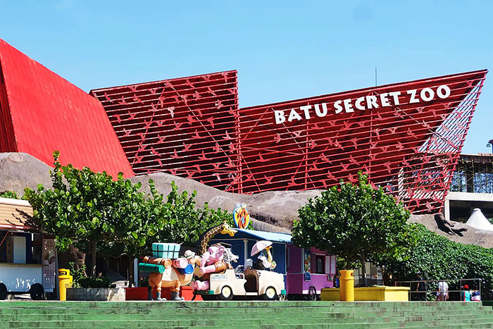 Batu Secret Zoo di Kota Batu