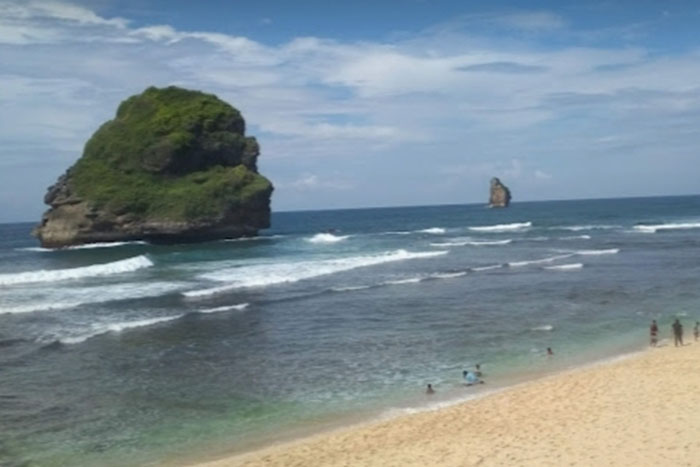 Pantai Goa Cina
