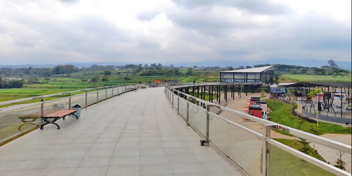 Sky bridge at Malang Skyland