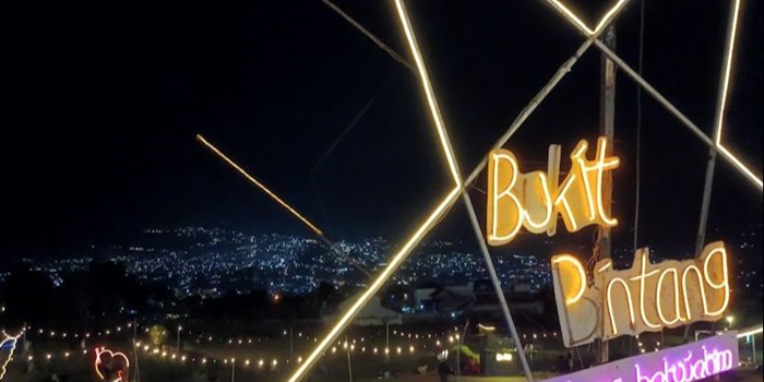 Pemandangan di Bukit Bintang Batu.