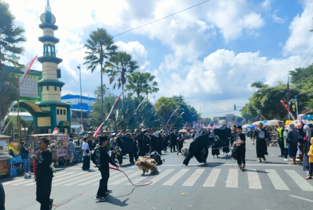 RAMAI: Bantengan Nuswantara Trance Festival 2024 di Kota Batu dipadati pennton.