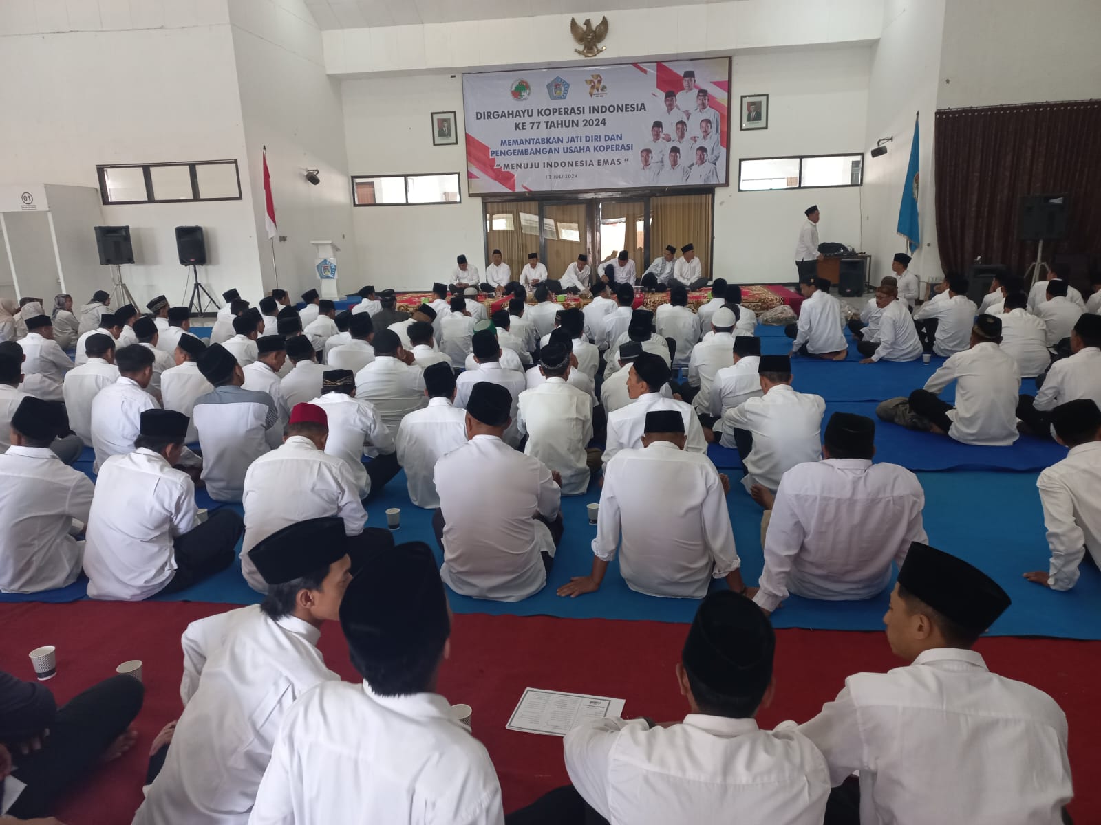 TERTIB: Pelaksanaan doa bersama berlangsung tertib dan lancar