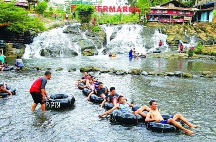 Keseruan Wisata Sumber Maron (source: pinterest)