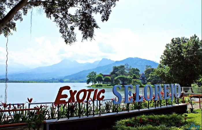 Waduk Selorejo Kabupaten Malang.