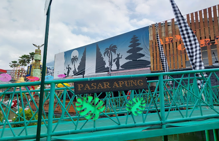 Pasar Apung 6 Negara Kota Batu