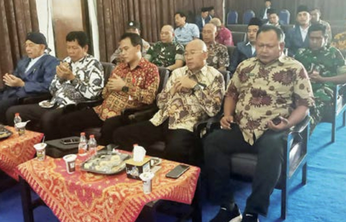 STAKEHOLDER: Rapat Kerja Koperasi Susu SAE Pujon dihadiri para kepala dinas terkait dan stakeholder.