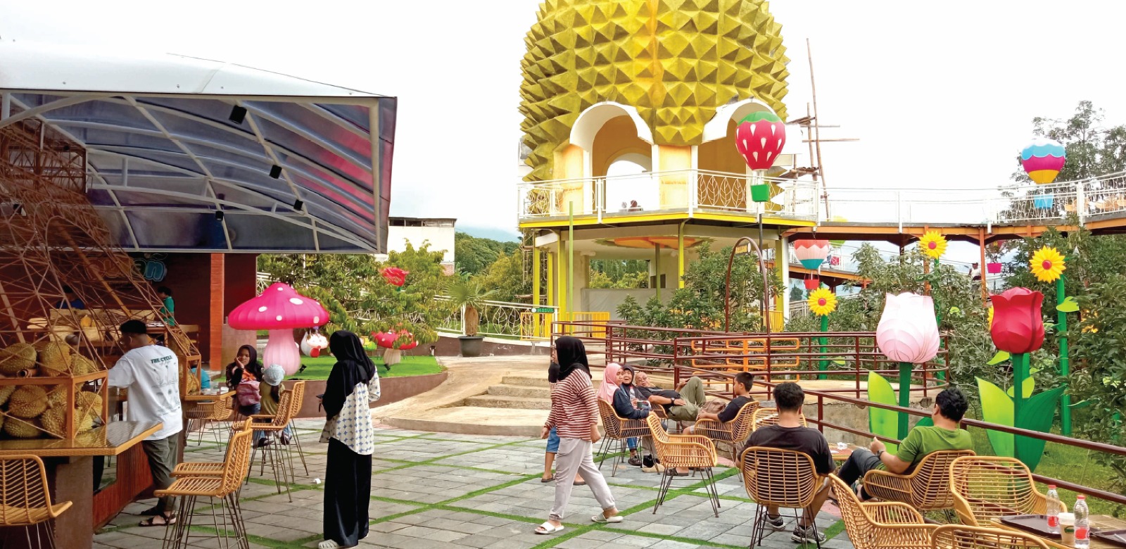 RAMAI: Dufan kini jadi objek wisata baru yang sangat diminati. Kunjungan harian kini menyentuh 250 wisatawan.