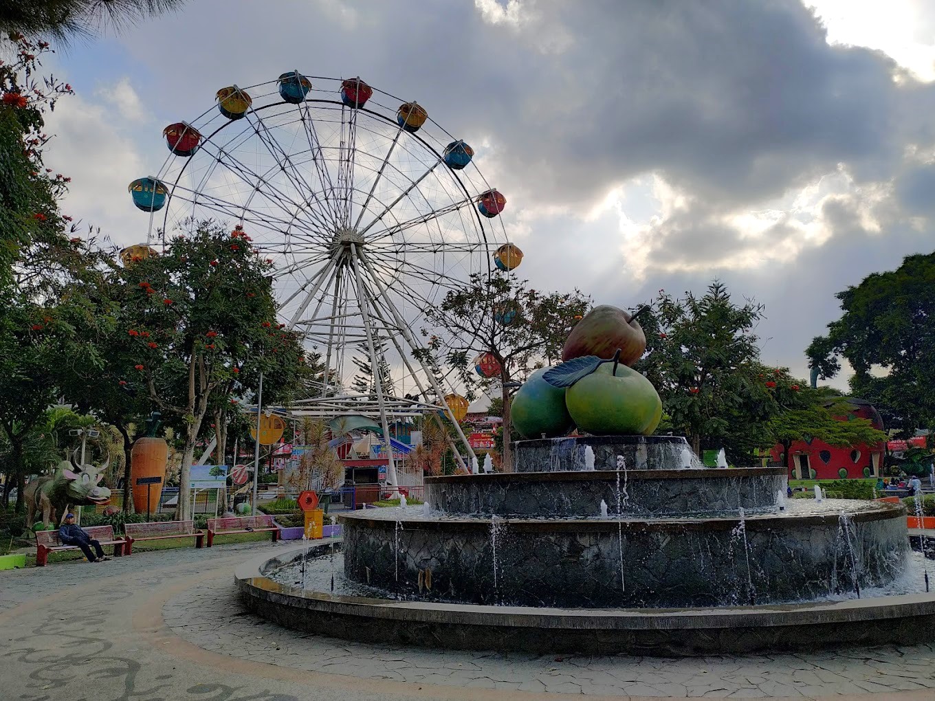 Biang Lala Alun-Alun Batu (Google Maps yves frombelgium)