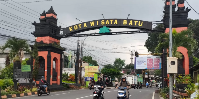 Gapura Kota Wisata Batu.