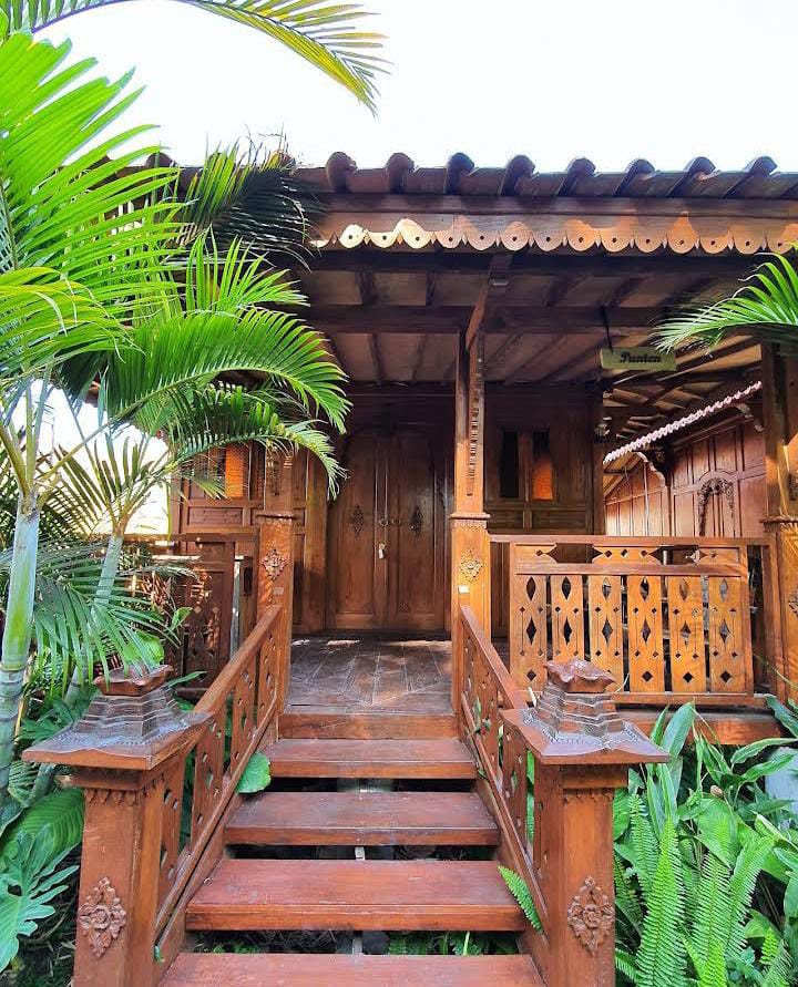 Alam Batu Village tampak depan. (autin epriastin)