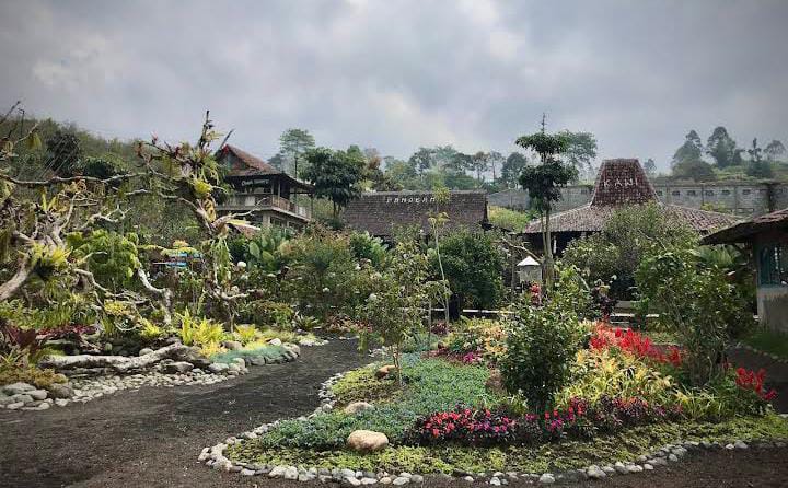 Keindahan Wisata Dusun Kuliner bagaikan negeri dongeng. (pahaqi)