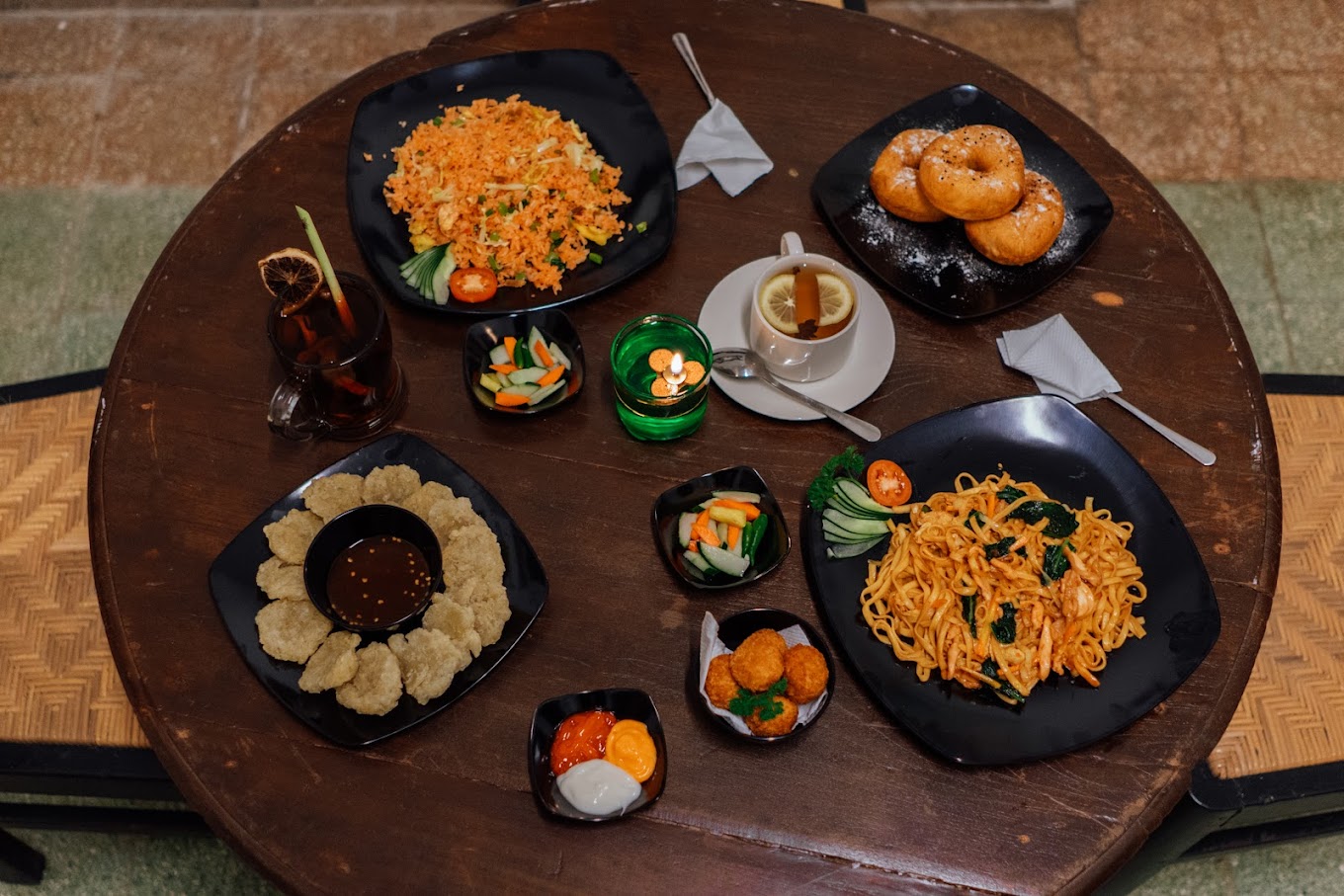 Menu andalan di Kafe Embun Pagi (Embun Pagi Cafe & Resto).